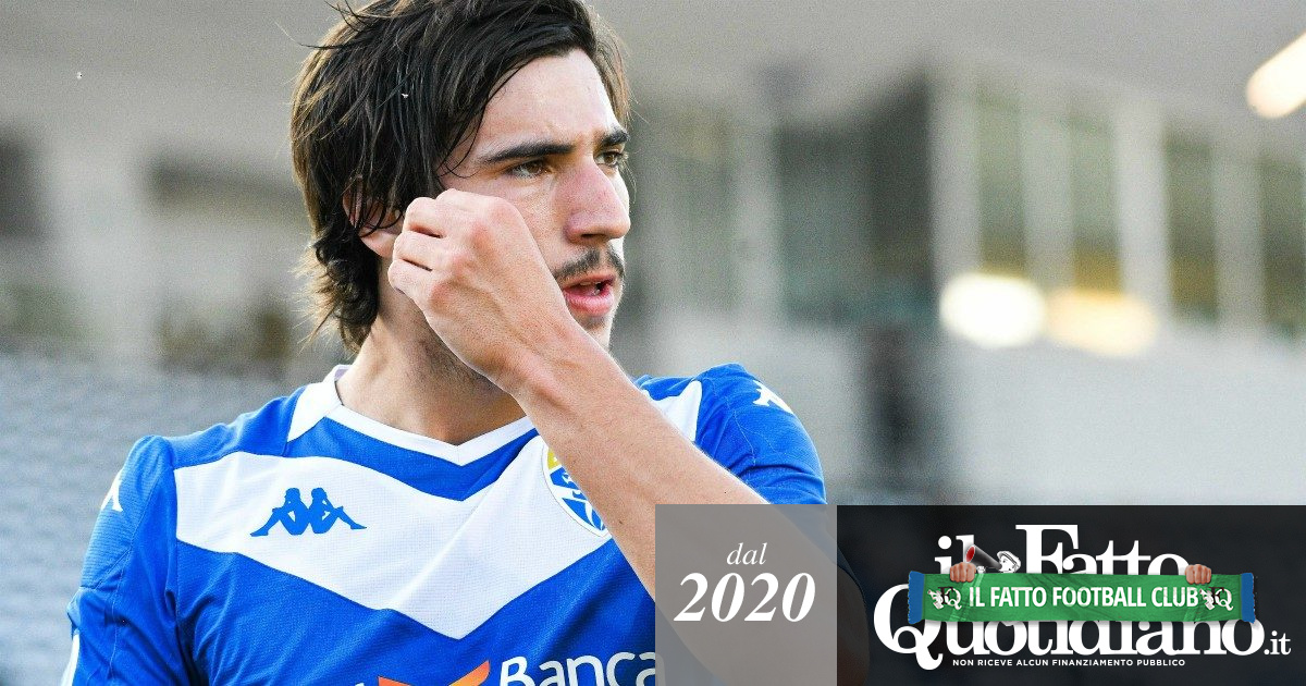 Sandro Tonali al Milan, Inter beffata: da Ibrahimovic a Kondogbia, fino a Nesta e Suazo, quando il derby è anche sul mercato