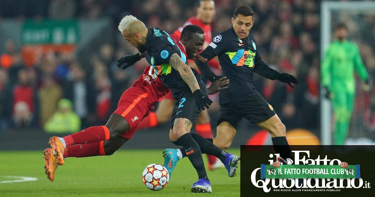 Liverpool-Inter 0-1, i nerazzurri sognano la qualificazione solo per 60 secondi: tra il gol di Lautaro e il rosso a Sanchez